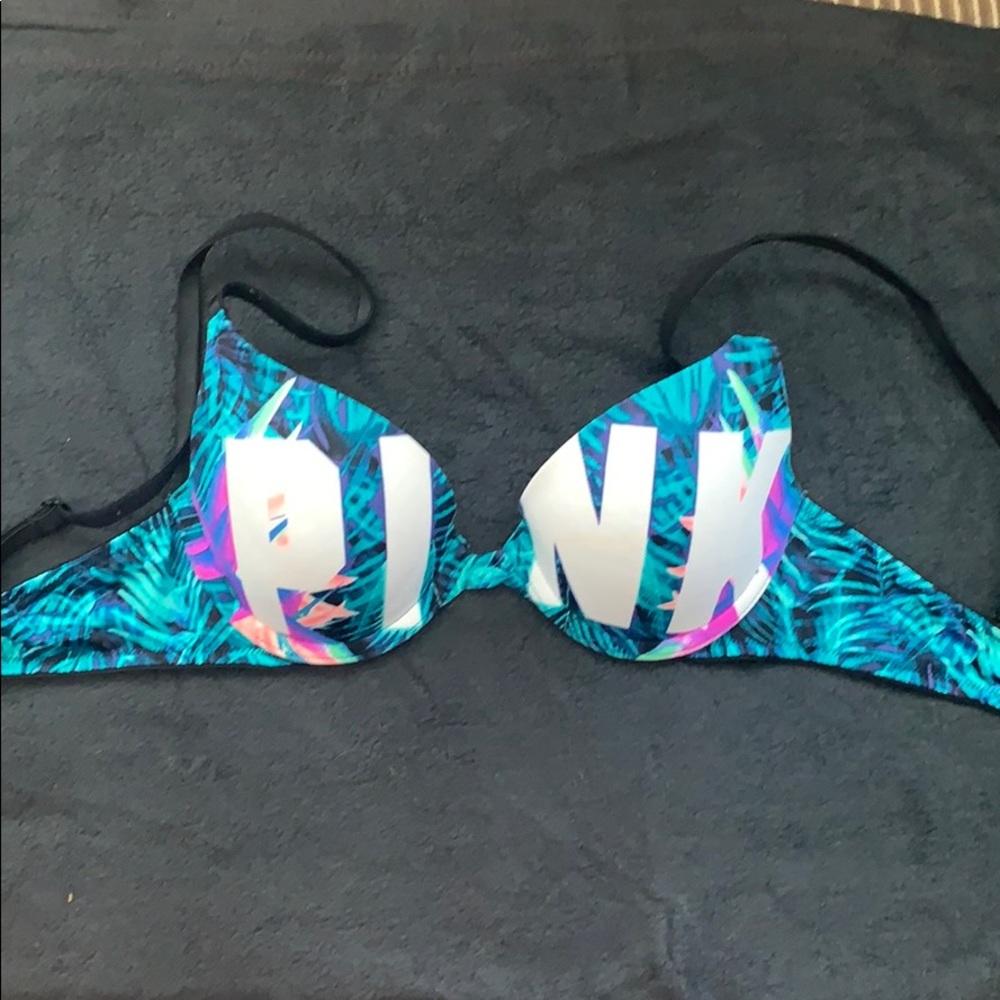 VS Pink Wear Everywhere Push-up Bra